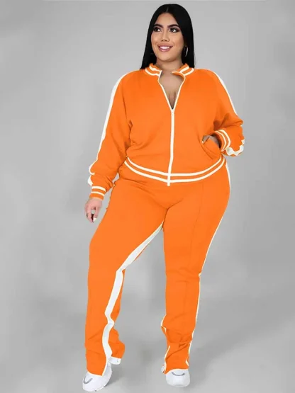 Relaxed Fit Plus Size Tracksuit Set - Image 4